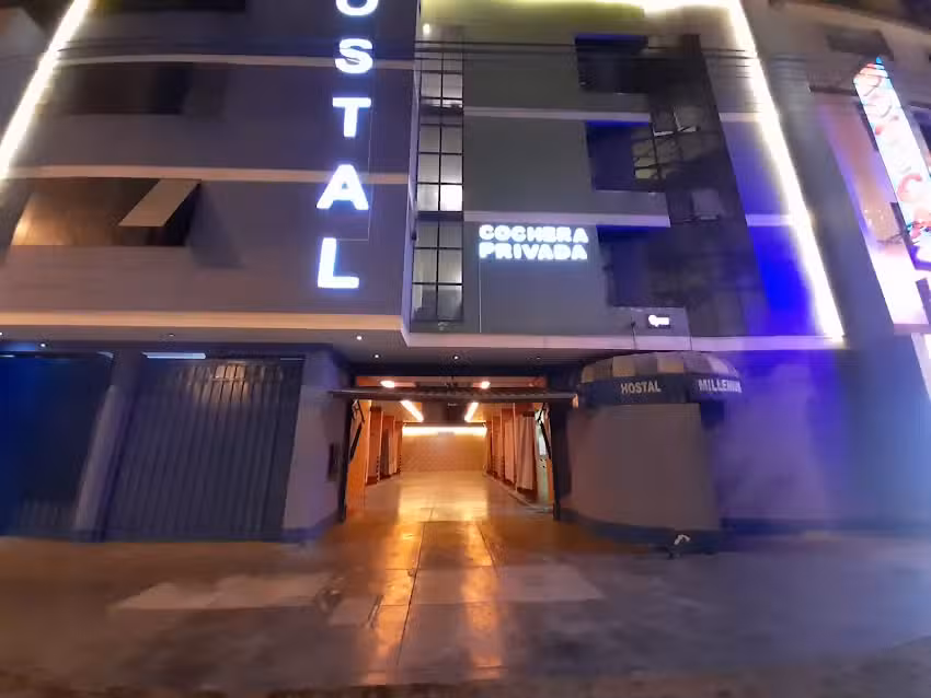 Hostal Millenium Callao