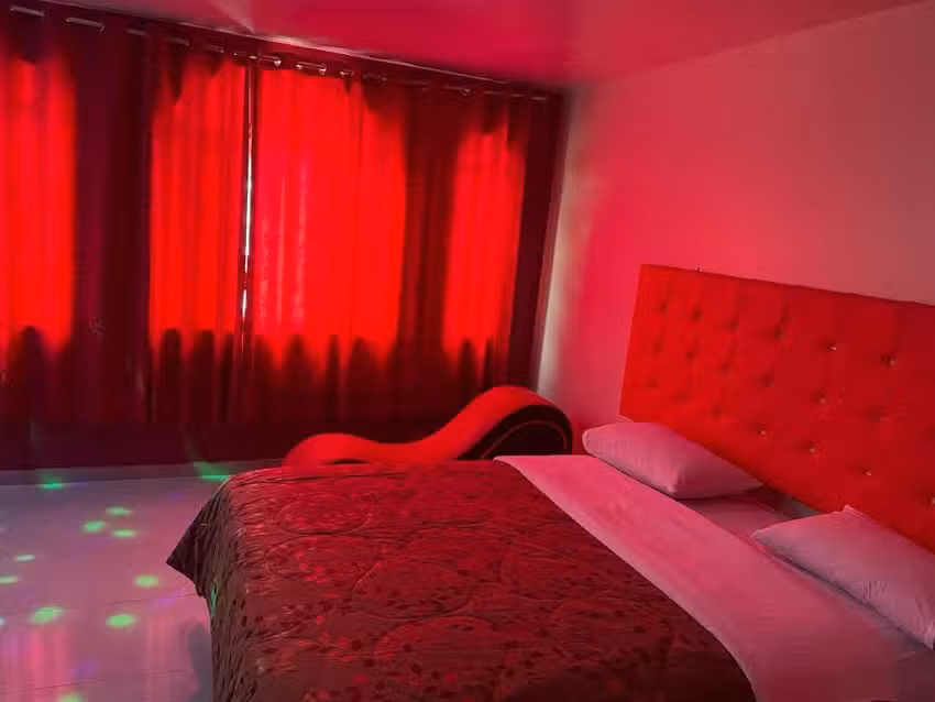 HOSTAL PARAISO – SJL