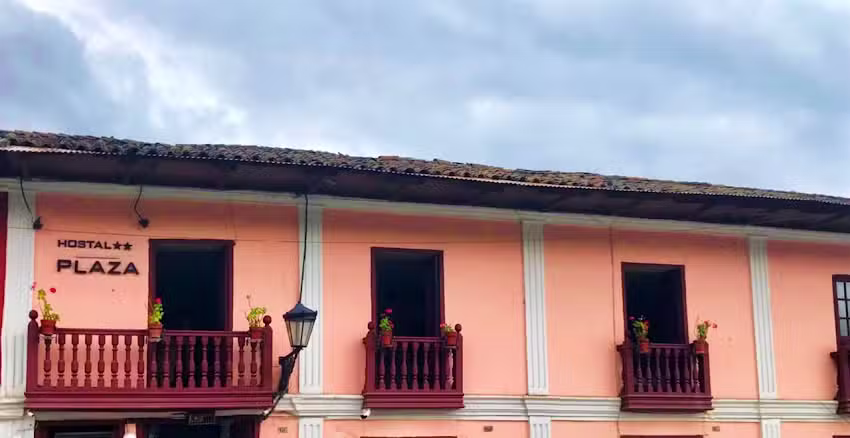 Hostal Plaza