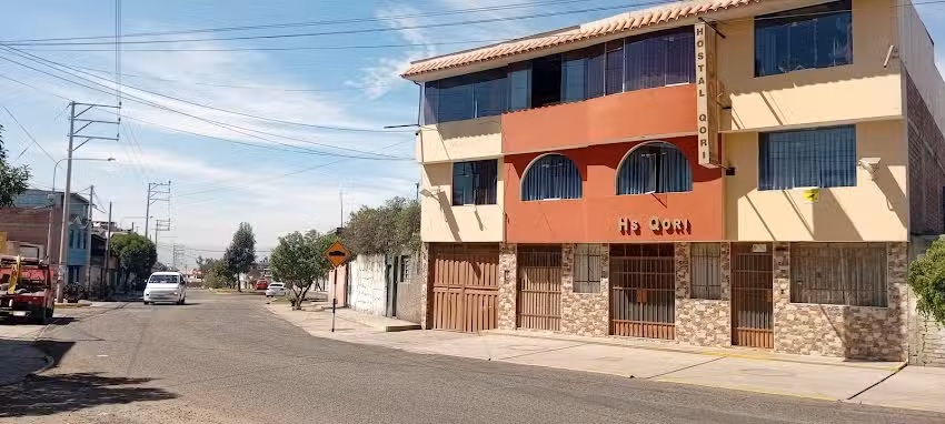 Hostal Qori.