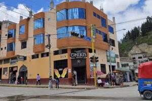 Hostal Real Chanka, con cochera.