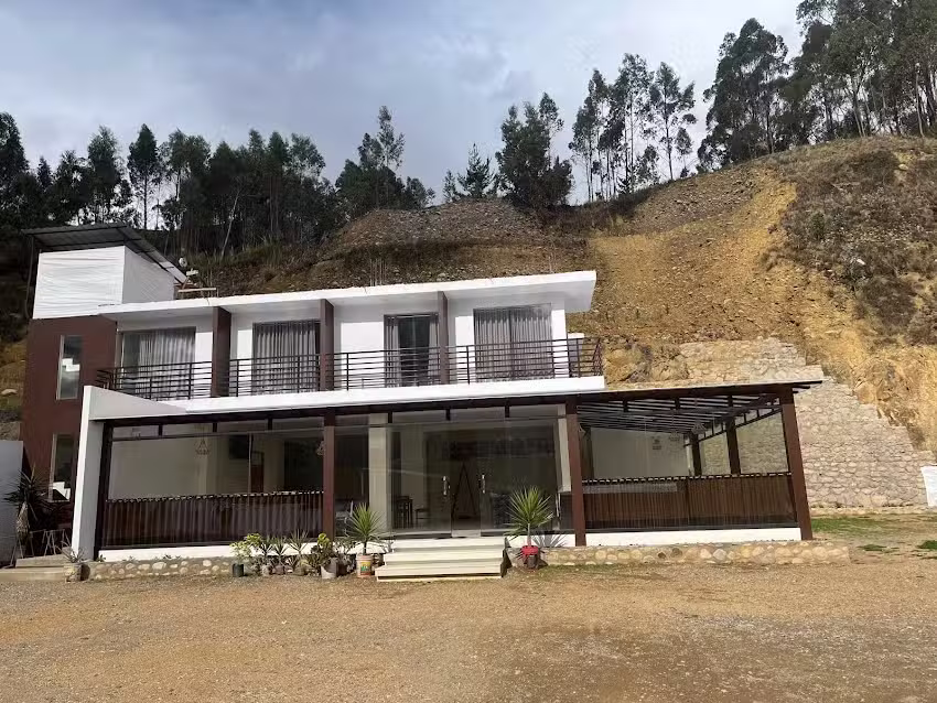 Hostal/Restaurante phallcha