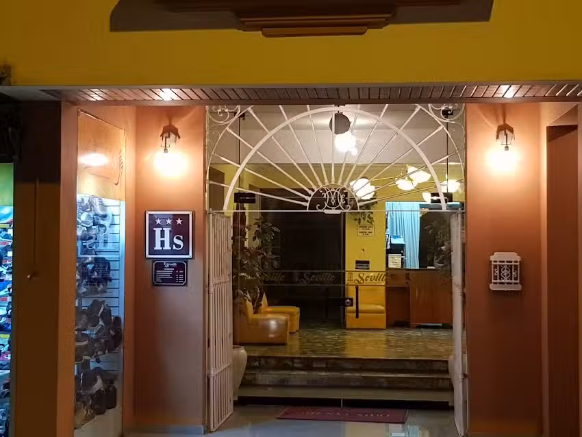 Hostal Seville