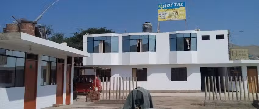 Hostal VELASQUEZ