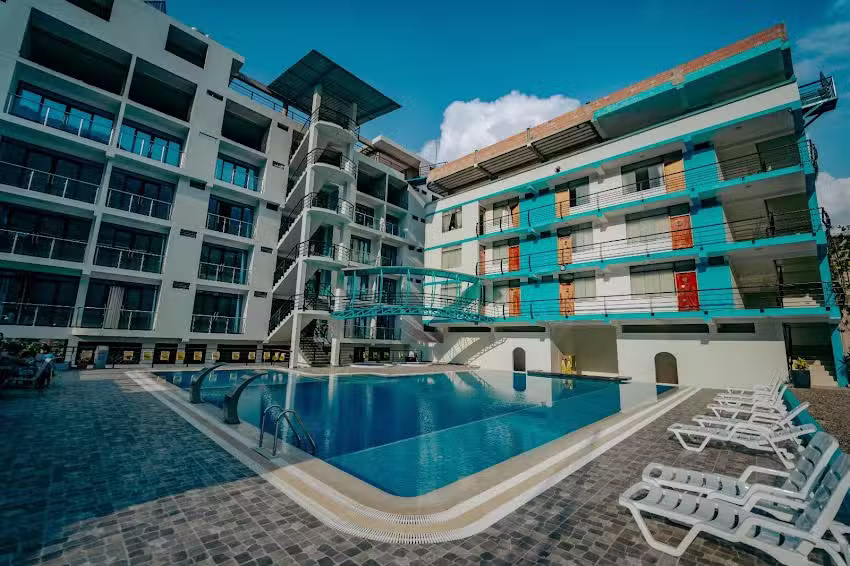 Hotel Bananos