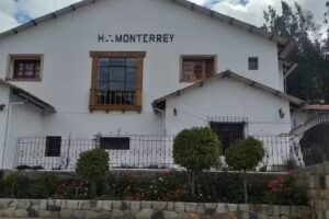 Hotel Baños Termales De Monterrey