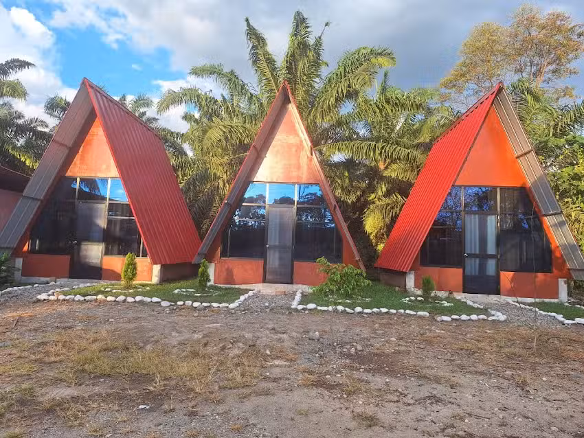 hotel bungalow la rica selva tocache