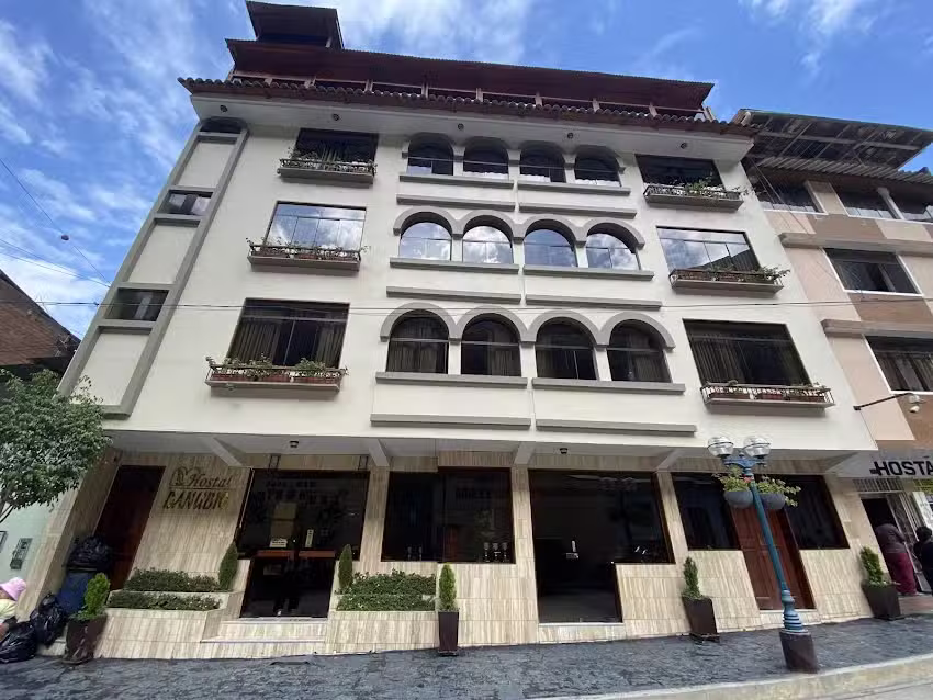 Hotel Danubio Prime Churin (984105266)
