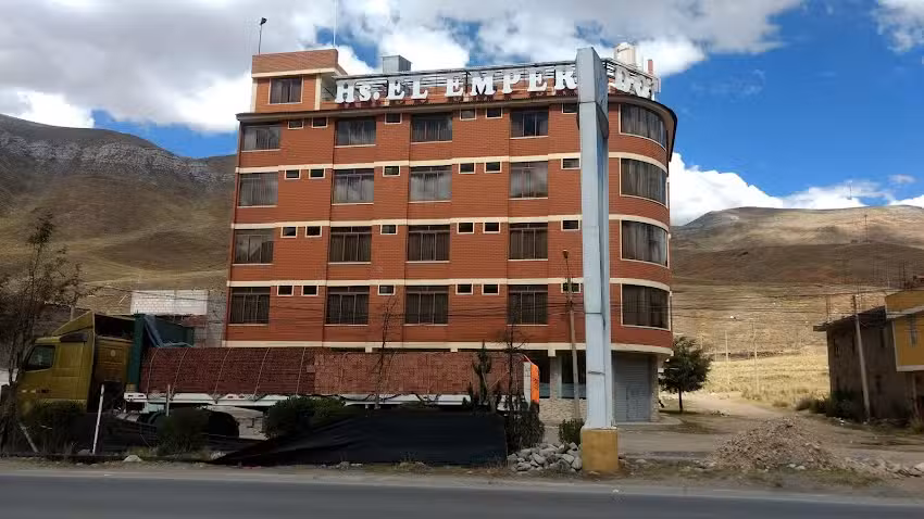 HOTEL EL EMPERADOR