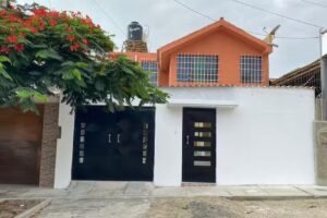 Hotel House Hoskins Talara