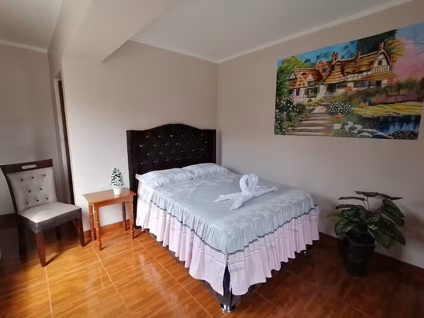 HOTEL IMPERIAL Codo del Pozuzo