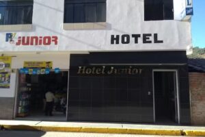 Hotel Junior