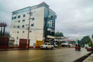 HOTEL LAS TERRAZAS INN