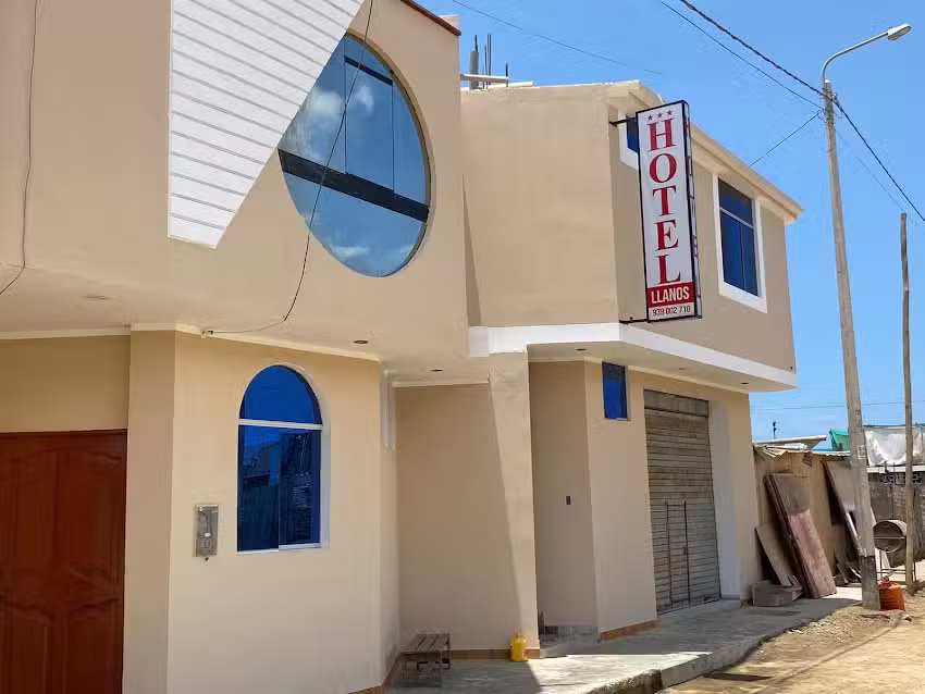 hotel llanos