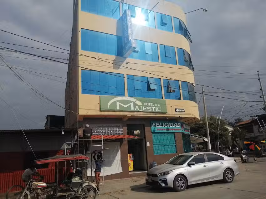 HOTEL MAJESTIC – ZARUMILLA