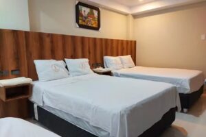 HOTEL MERAKI CAMANÁ «COCHERA»