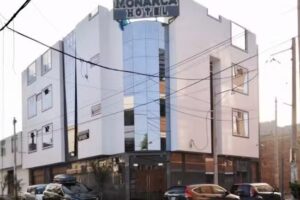 Hotel Monarca