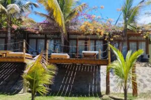 Hotel Punta Camarón Bungalows & Suites