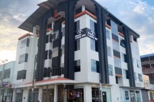 Hotel & Suites Monte Cafeto INN.