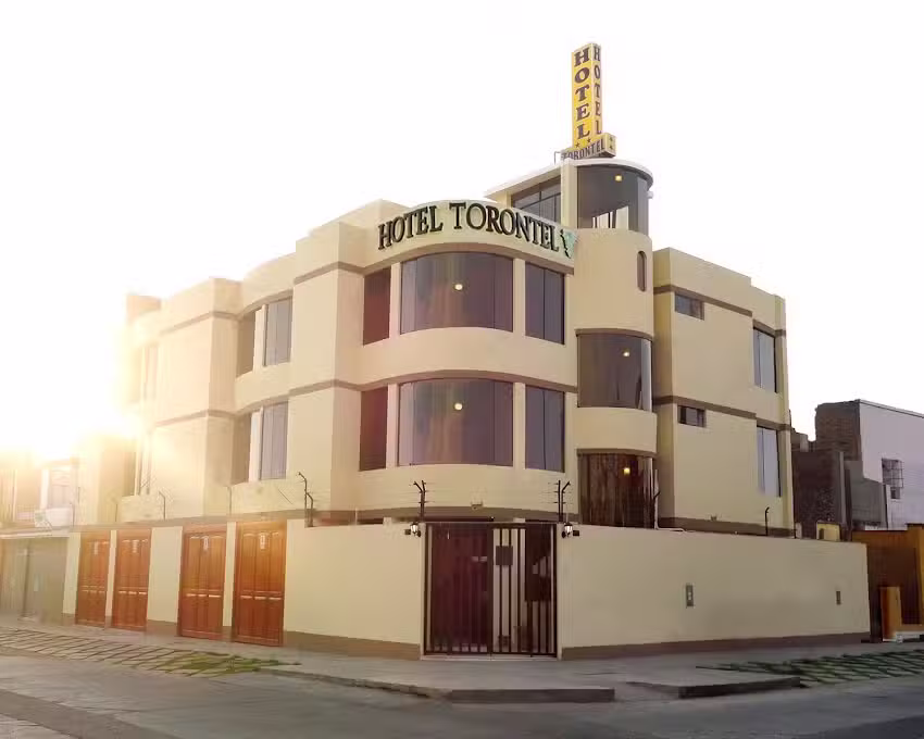 Hotel Torontel – Ica, Peru