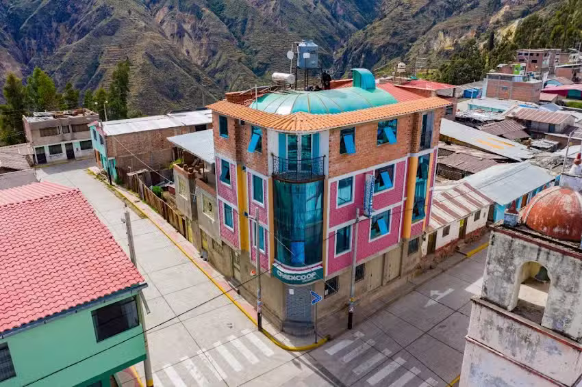 HOTEL ZETA PLAZA – Calacoa – Moquegua – Perú