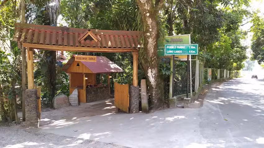 Jardín botánico Lodge – El Perezoso