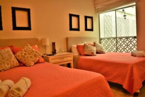 Kangaroo Wasi Lima Airport Bed & Breakfast
