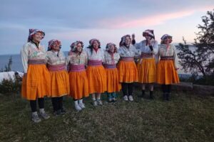 KANTUTA TOURS LLACHON