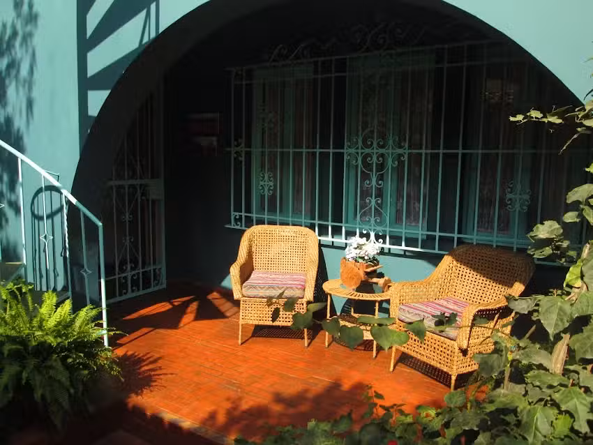 La Casona Azul Guesthouse