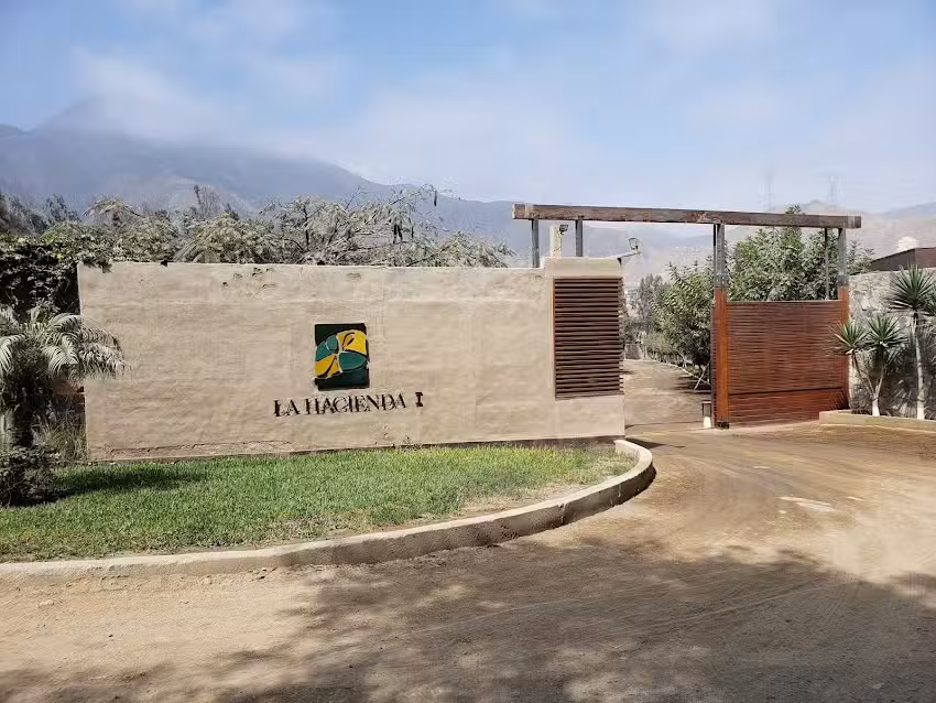 La Hacienda I
