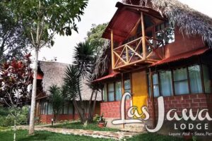 Las Jawas Lodge – Laguna Azul