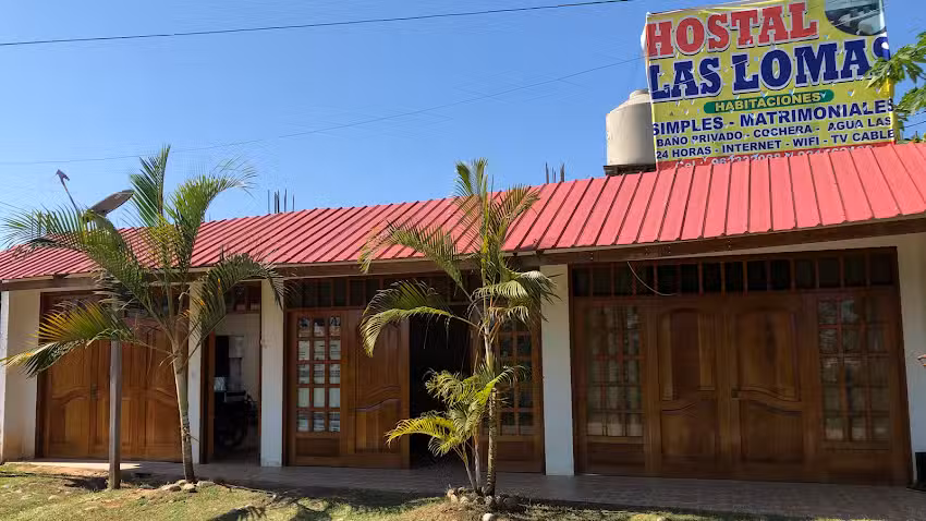 Las Lomas Hostal de Puerto Inca – Hotel, Hospedaje, Alojamiento Familia, Grupos, Lunamieleros.