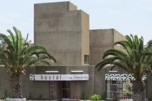 Las Palmeras Hostal