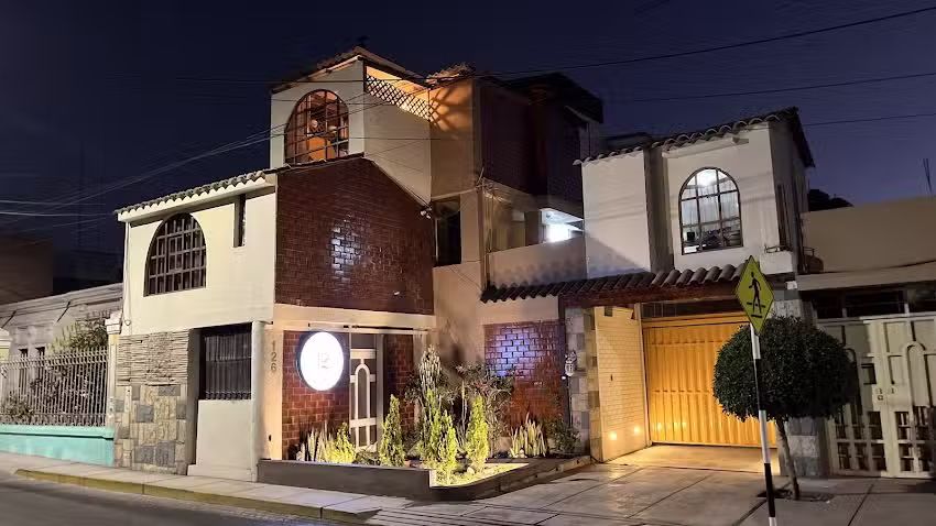 Las Suites – New Era