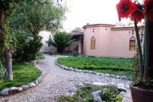 Los Faiques Lodge «Hogar Botánico»