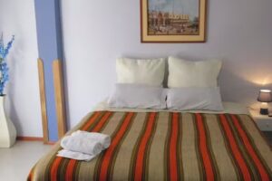 MI CASA TU CASA (MINIDEPARTAMENTO AMOBLADO)