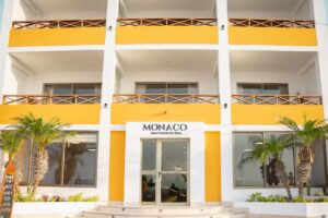 Monaco Apartments Chicama