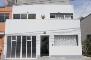 Monterrico Suites Hotel