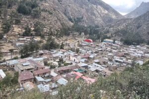 plaza Miraflores yauyos