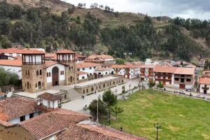 REAL CASONA CHACAS( Restaurante & Hospedaje lodge)
