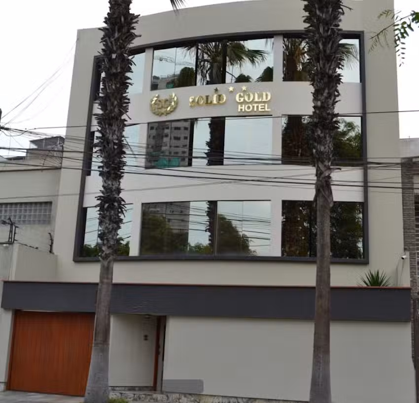 Solid Gold Hotel & Suites