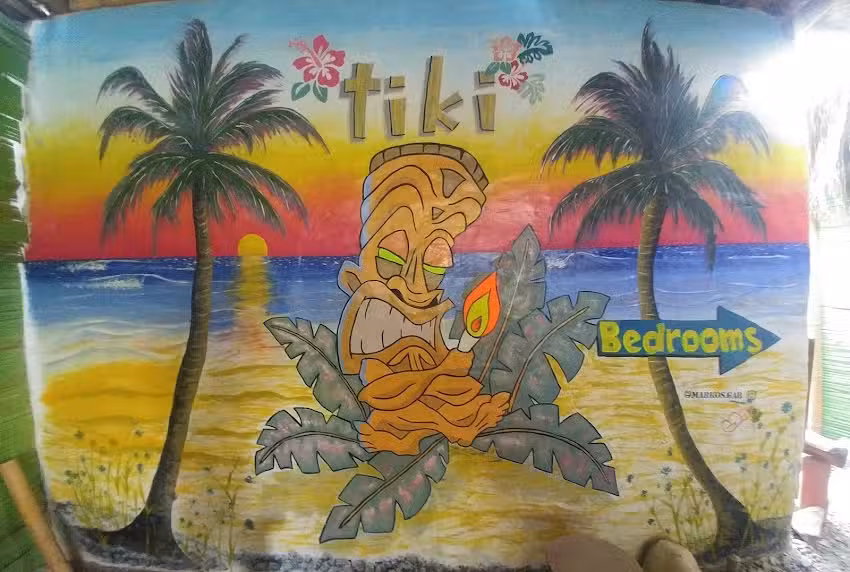 Tiki Mancora Hostel-Bar