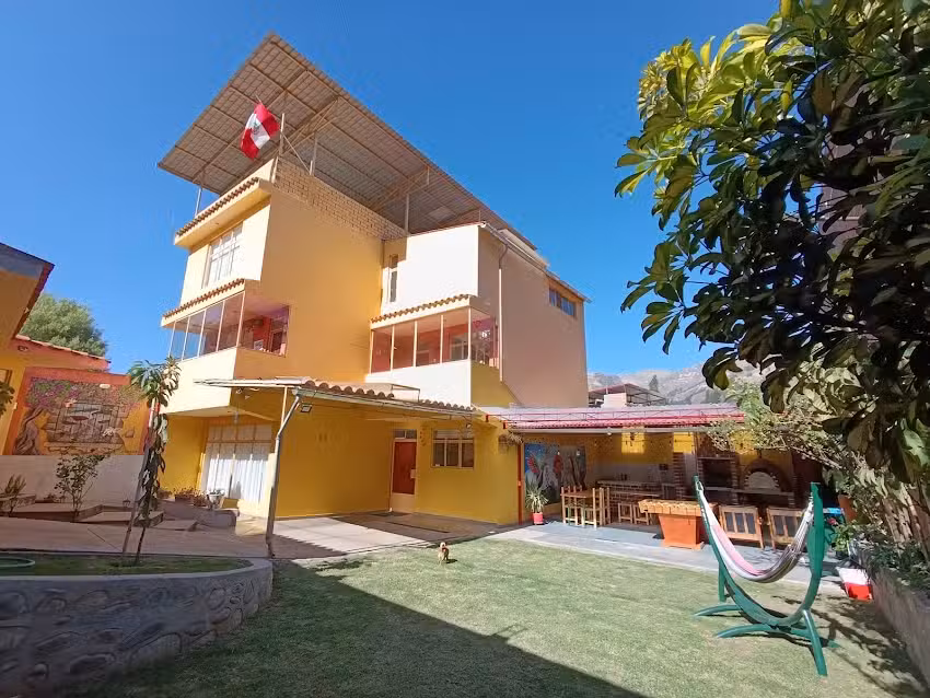 TOCLLARAJU CASA ALOJAMIENTO