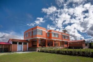 Vive Chinchero Lodge